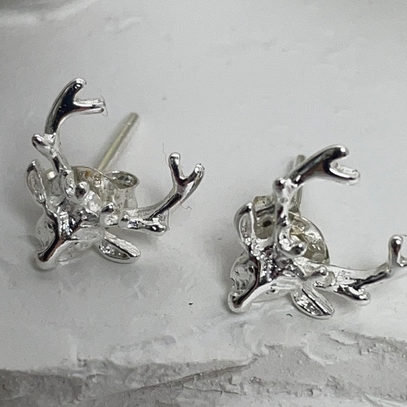 Deer Earrings Sterling Silver NWOT - Picture 2 of 9